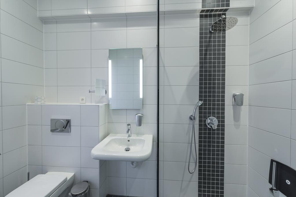 Hotel De Boskar Neerpelt Habitación foto